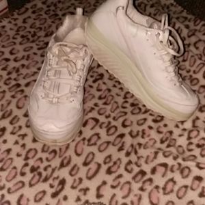 Great condition sketcher shape ups